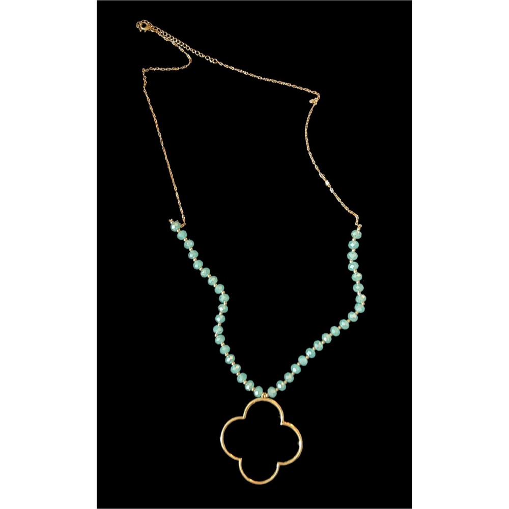Chic Aqua Beaded Gold Tone Quatrefoil Pendant Necklace Boho Longline
